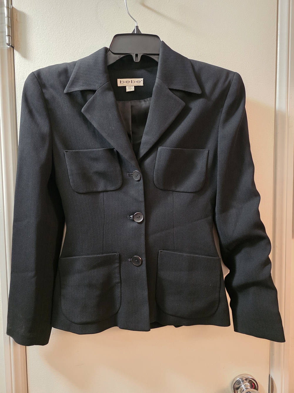 Vintage bebe Black Structured Button-Front Blazer